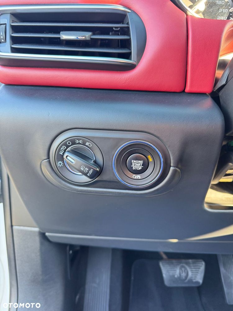 Maserati Levante Diesel Granlusso - 24
