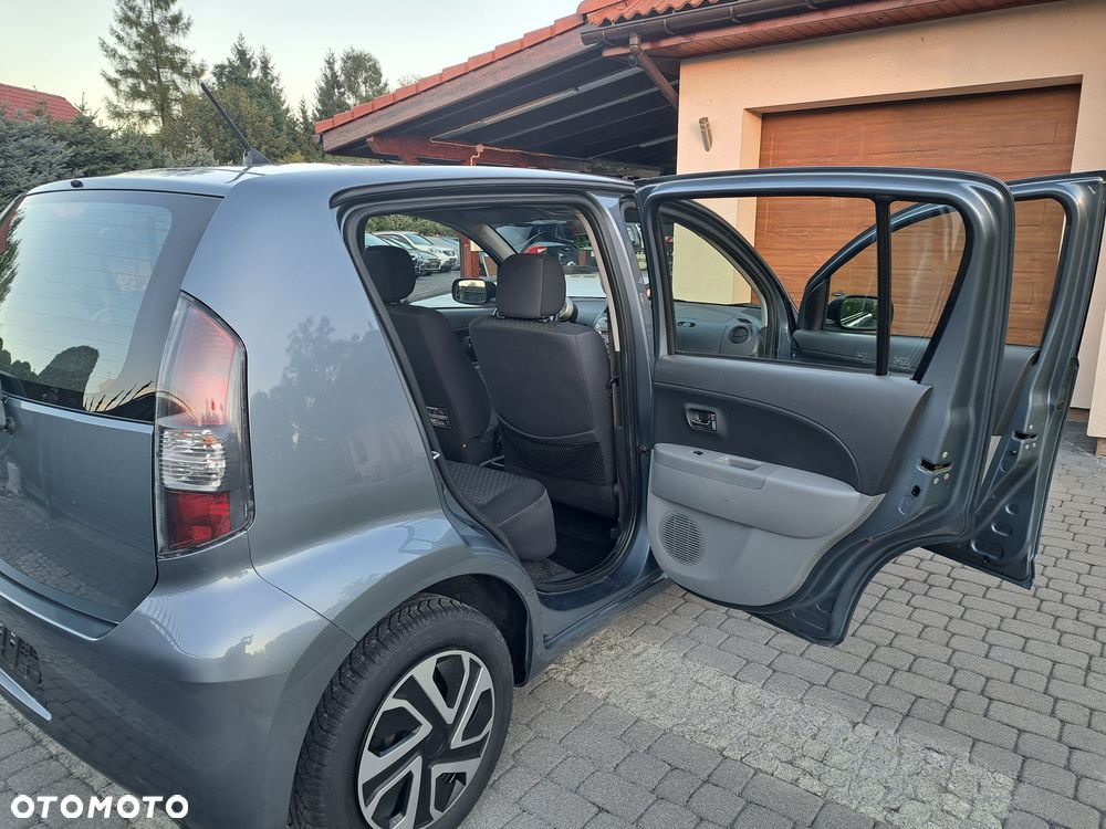 Daihatsu Sirion 1.3 CooLine - 9