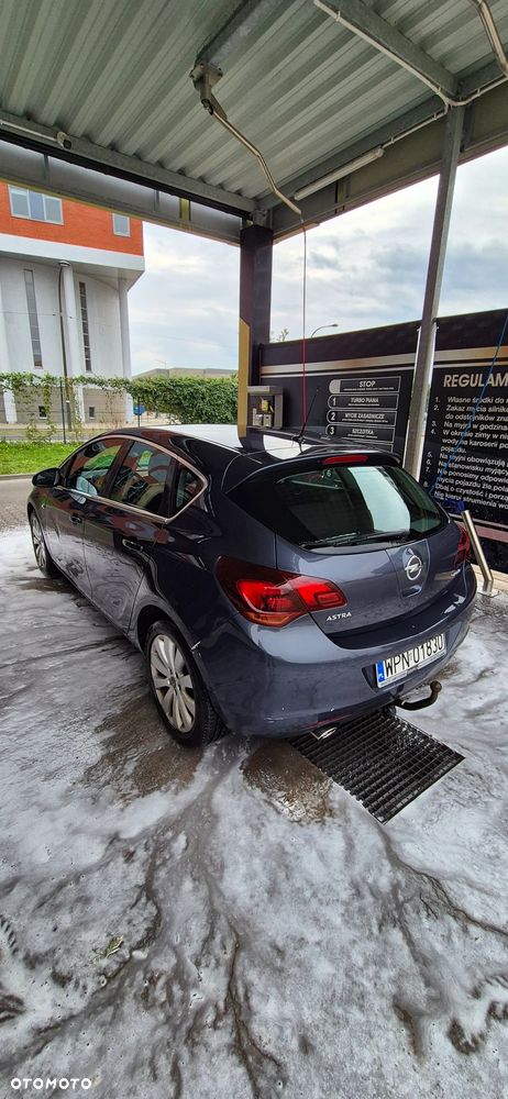 Opel Astra 1.4 T Cosmo - 5