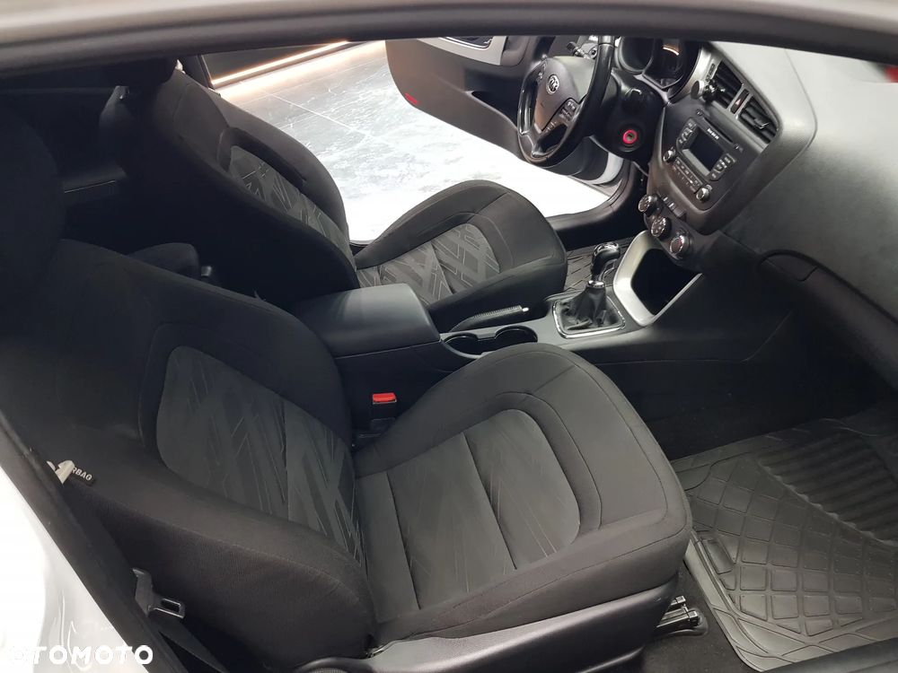 Kia ProCeed 1.4 Comfort + - 25