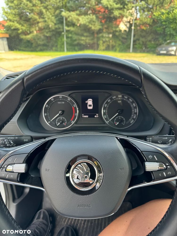 Skoda Octavia 1.5 TSI ACT Ambition - 8