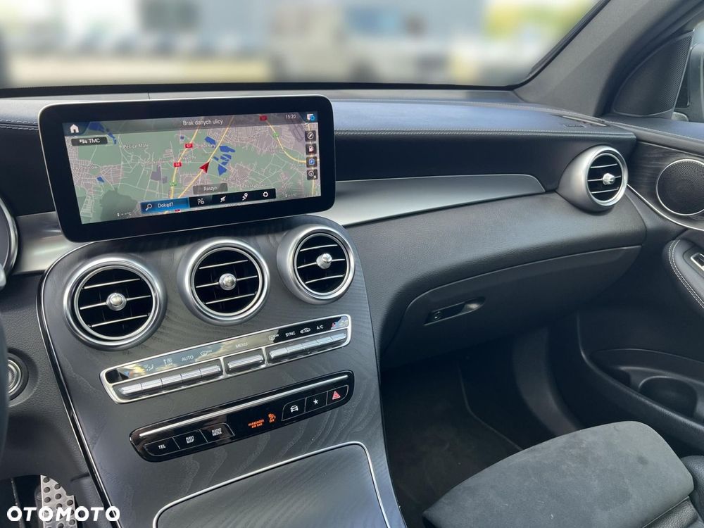 Mercedes-Benz GLC - 14