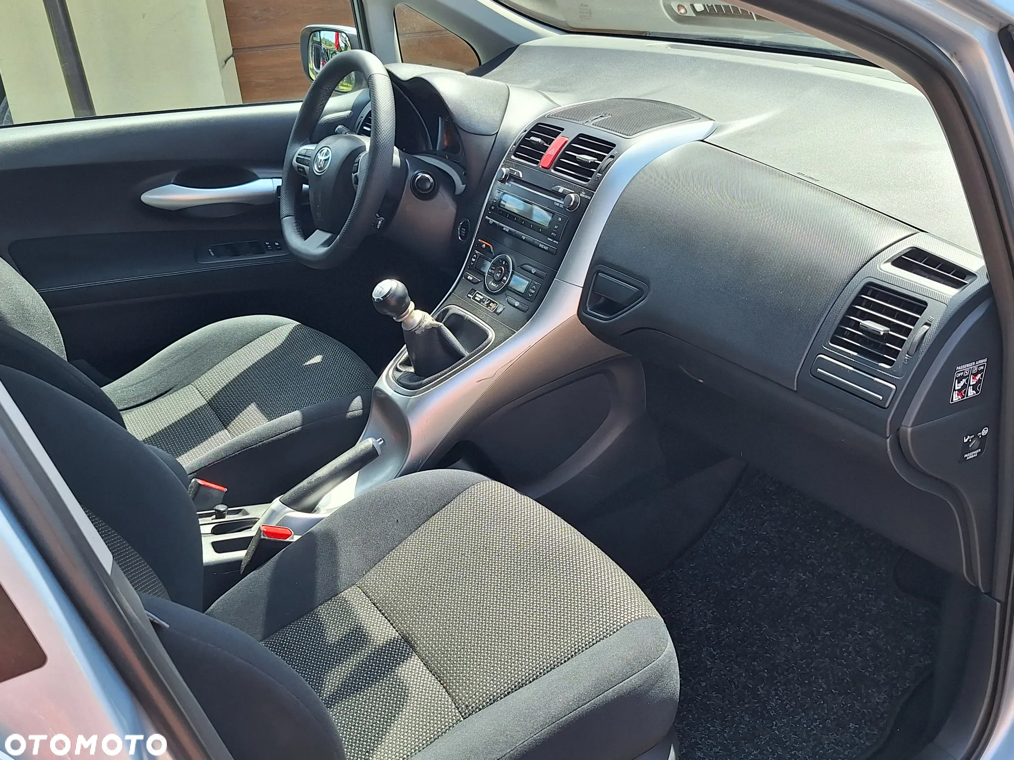 Toyota Auris 1.6 Life+ - 7
