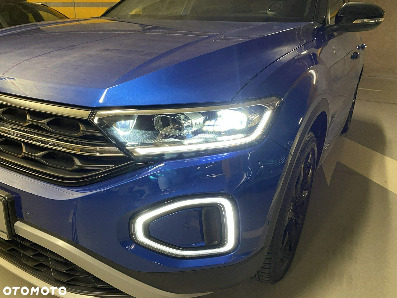 Volkswagen T-Roc - 9