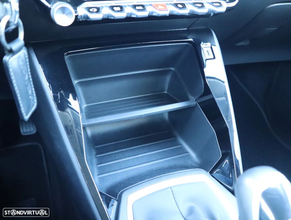 Peugeot 208 1.2 PureTech Active - 35