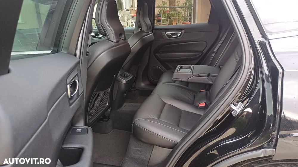 Volvo XC 60 B4 MHEV Inscription - 14