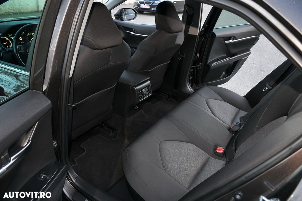 Toyota Camry 2.5 Eco - 13