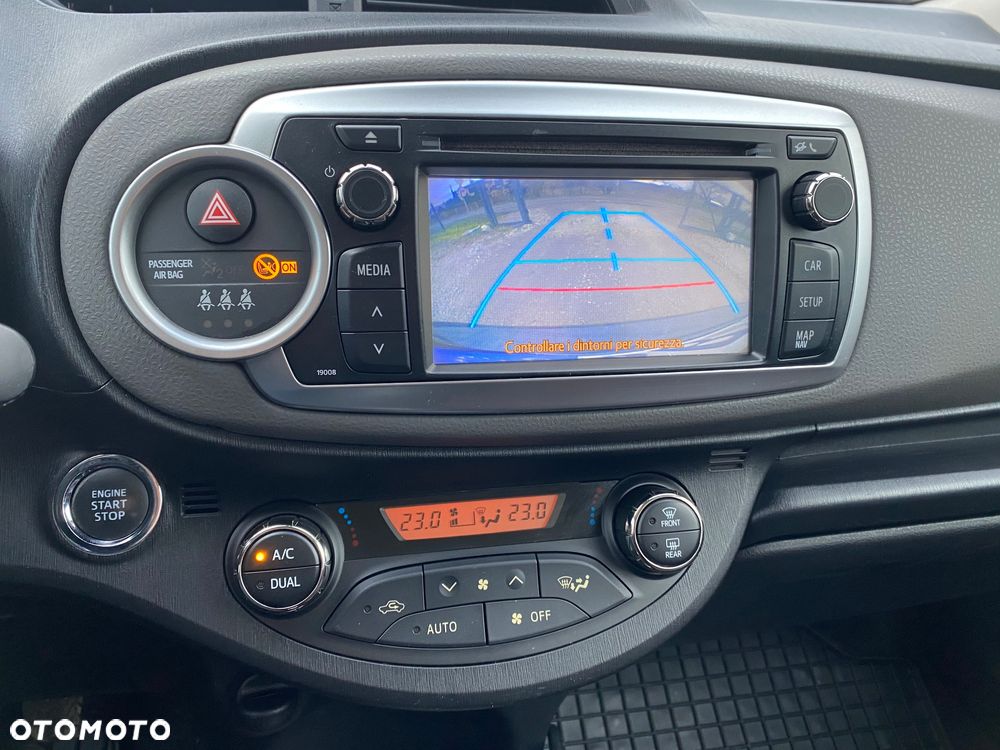 Toyota Yaris 1.33 Prestige - 31