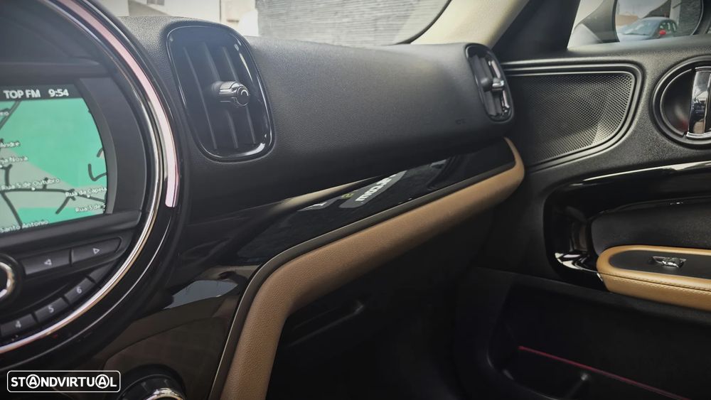 MINI Countryman Cooper SE ALL4 Auto - 26