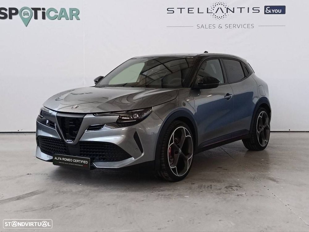 Alfa Romeo Junior Elletrica 50 kWh Veloce