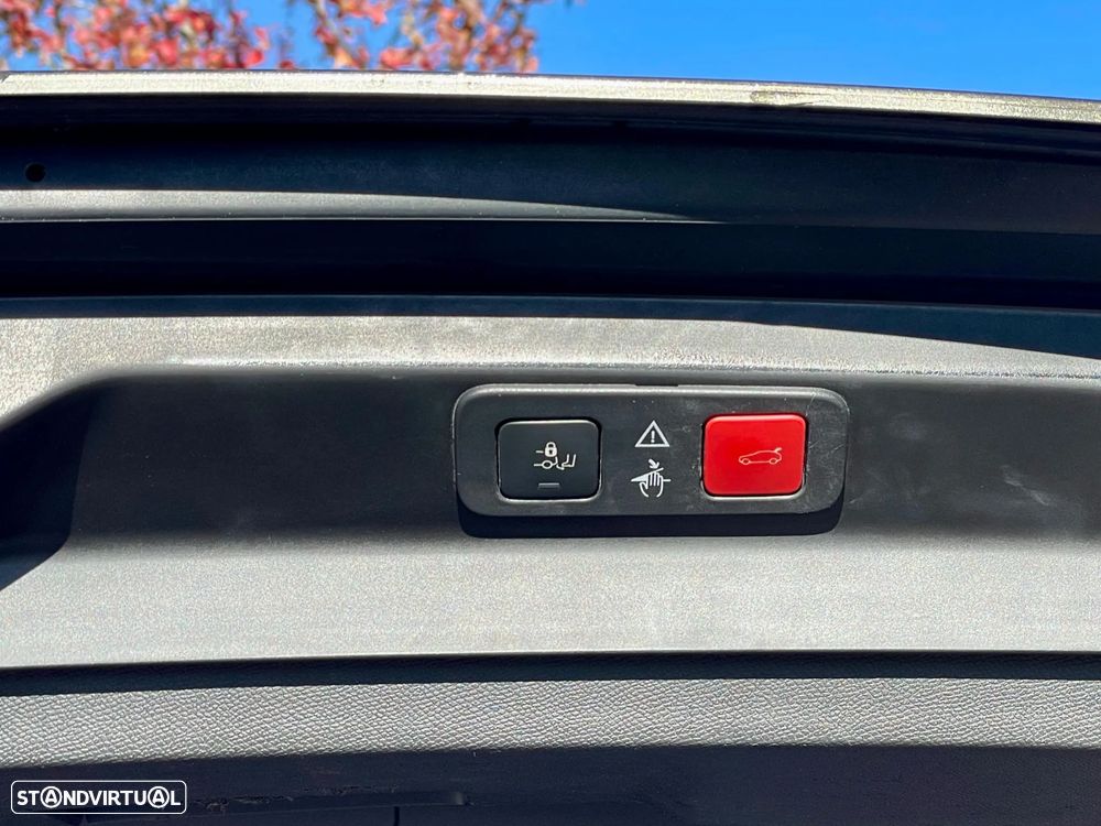 Peugeot 5008 1.5 BlueHDi GT Line J19 EAT8 - 13