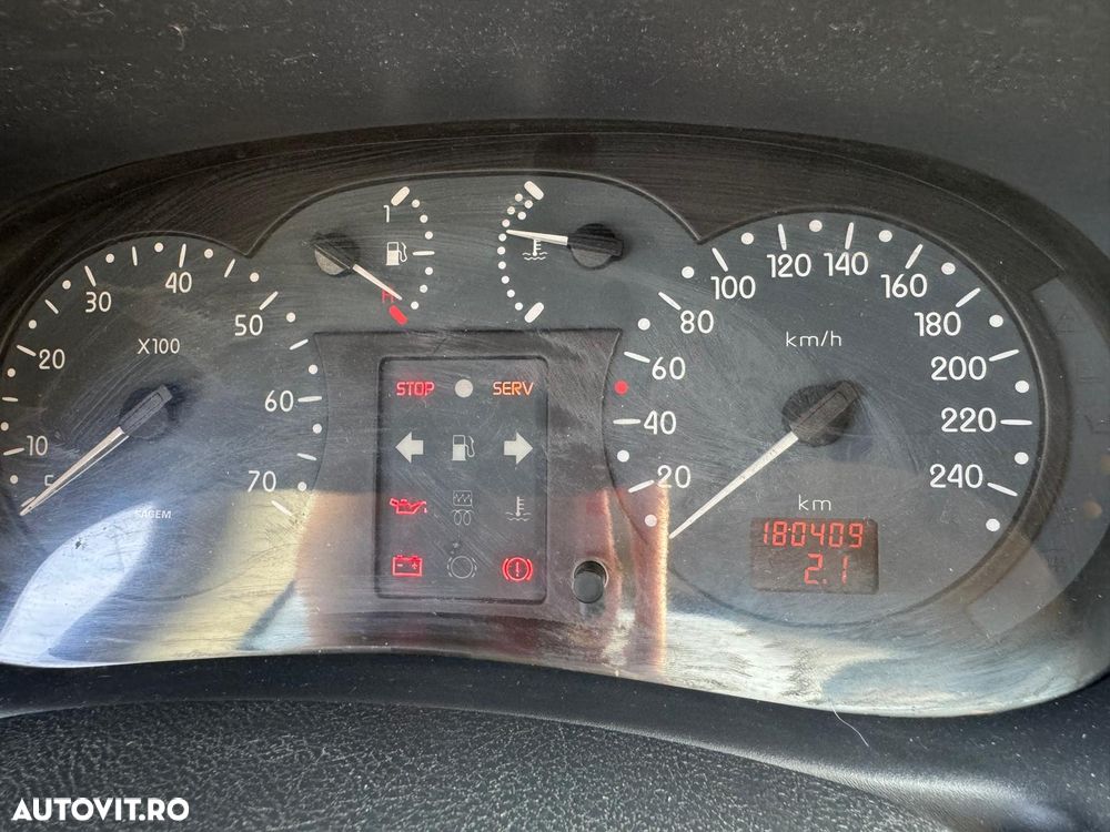 Renault Symbol 1.4 Expression - 6