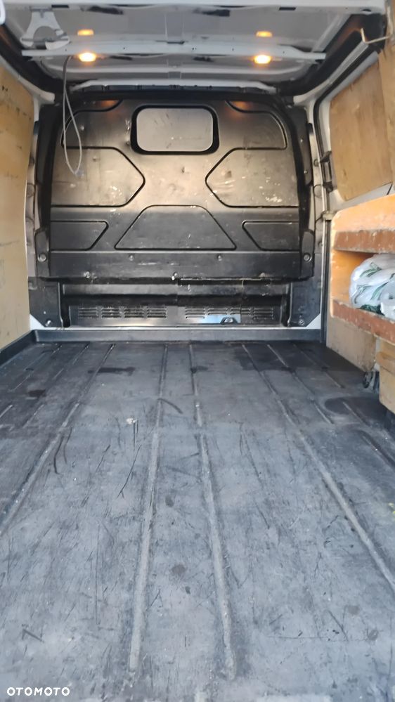 Ford Transit Custom - 18