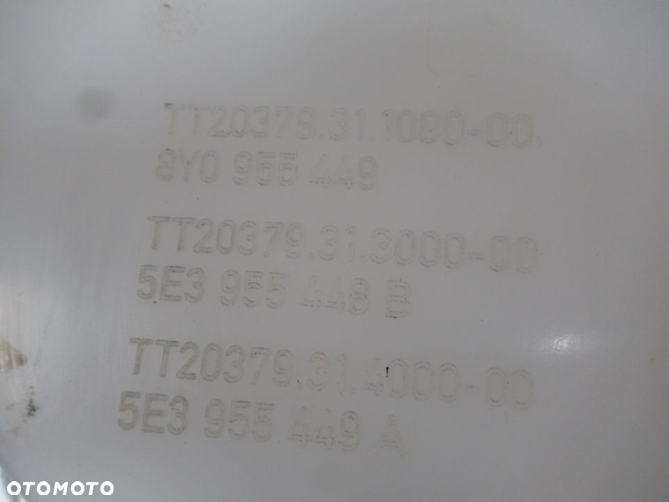 ZBIORNICZEK SPRYSKIWACZY AUDI A3 IV SKODA OCTAVIA IV 4 2020- - 6