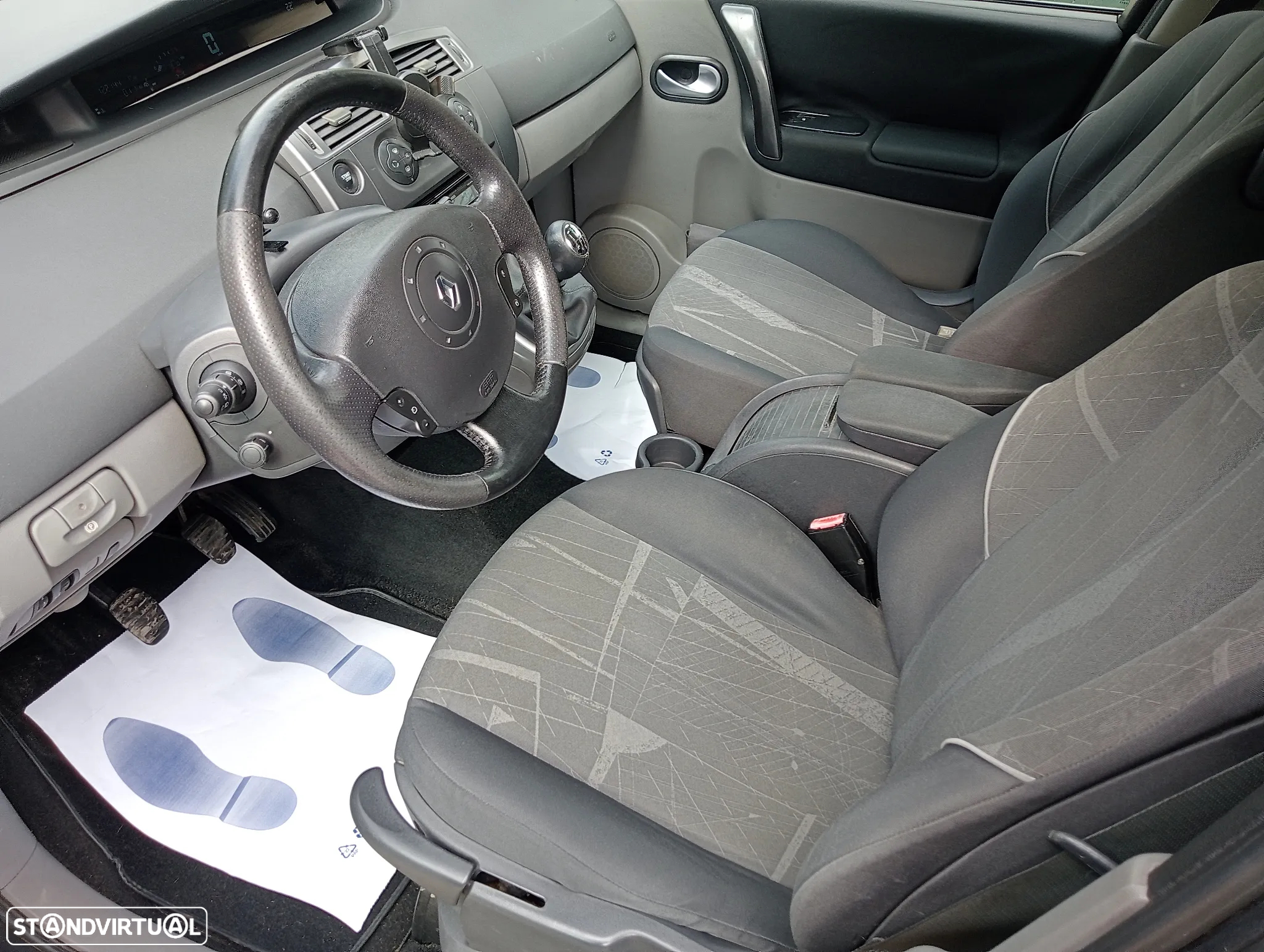 Renault Scénic 1.9 dCi Dynamique - 7