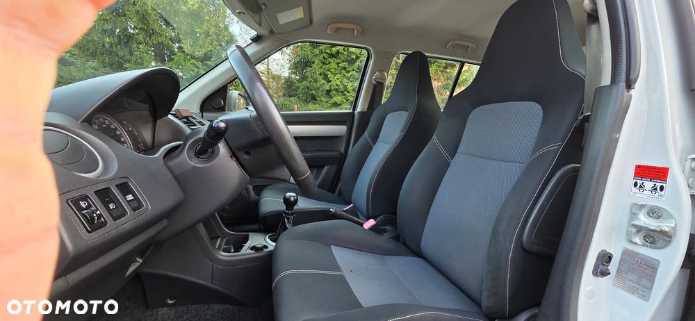 Suzuki Swift 1.3 Black and White - 8