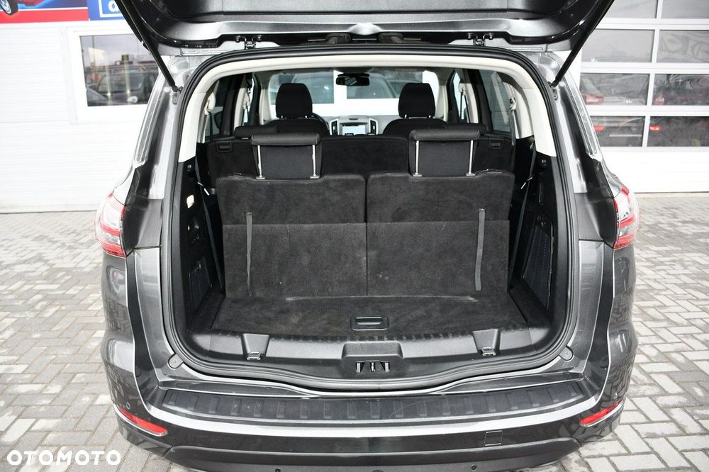 Ford S-Max 2.0 TDCi Trend - 36