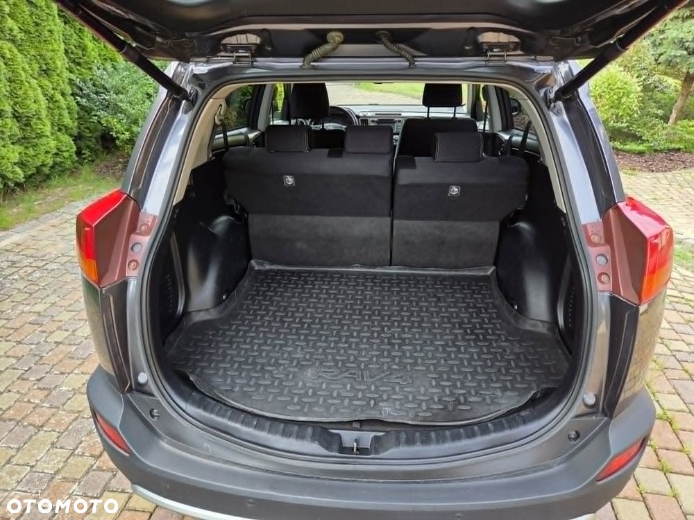 Toyota RAV4 2.0 D-4D Premium - 10