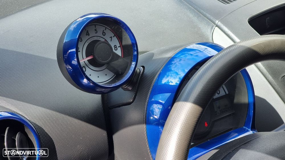 Toyota Aygo 1.0 + AC - 10