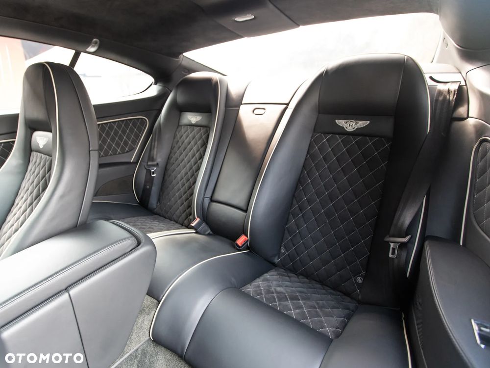 Bentley Continental GT - 17