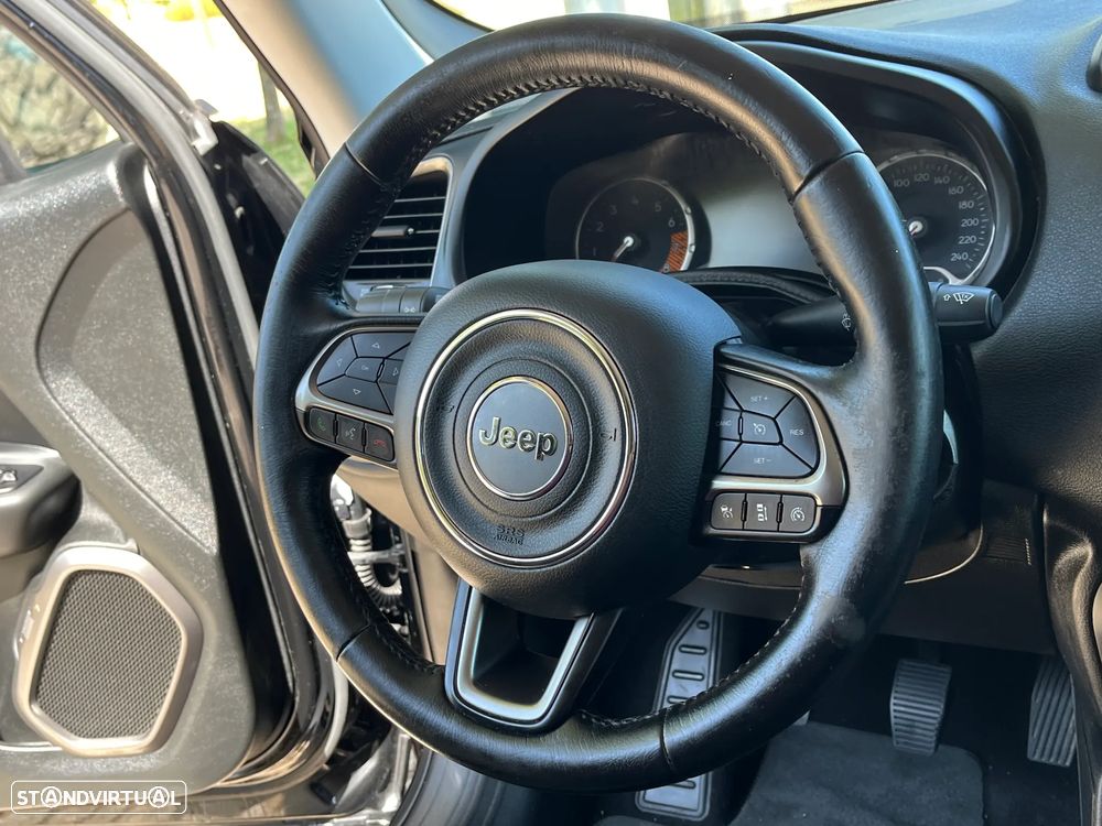 Jeep Renegade 1.0 T Limited - 18