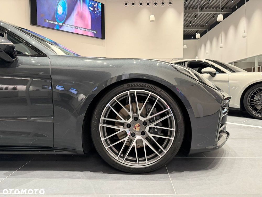 Porsche Panamera - 7