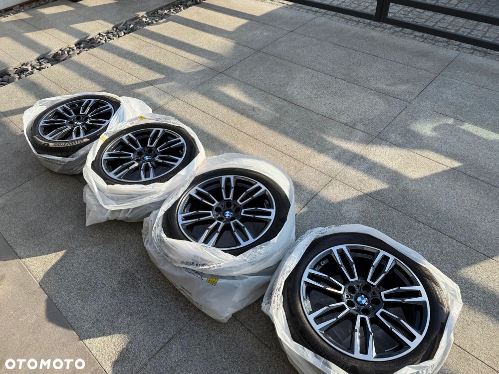 FELGI KOŁA BMW 5 G60 G61 8.5x19 ET29 5x112 19 CALI 19" M-PAKIET OEM WZ 935 - 1