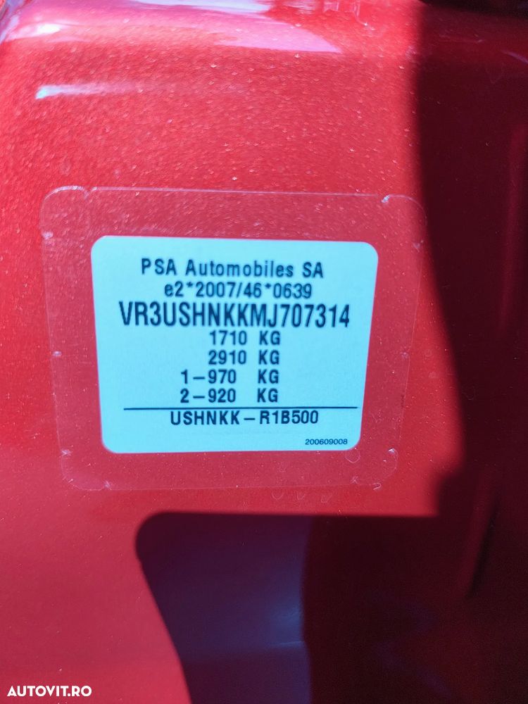PEUGEOT 2008 2021 — imagine 8
