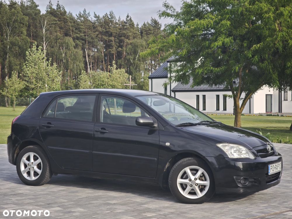 Toyota Corolla 2.0 D-4D Executive - 3