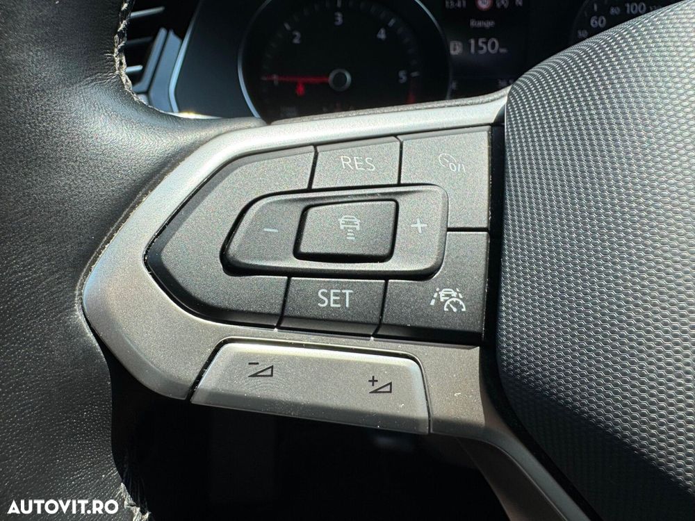 Volkswagen Passat - 13