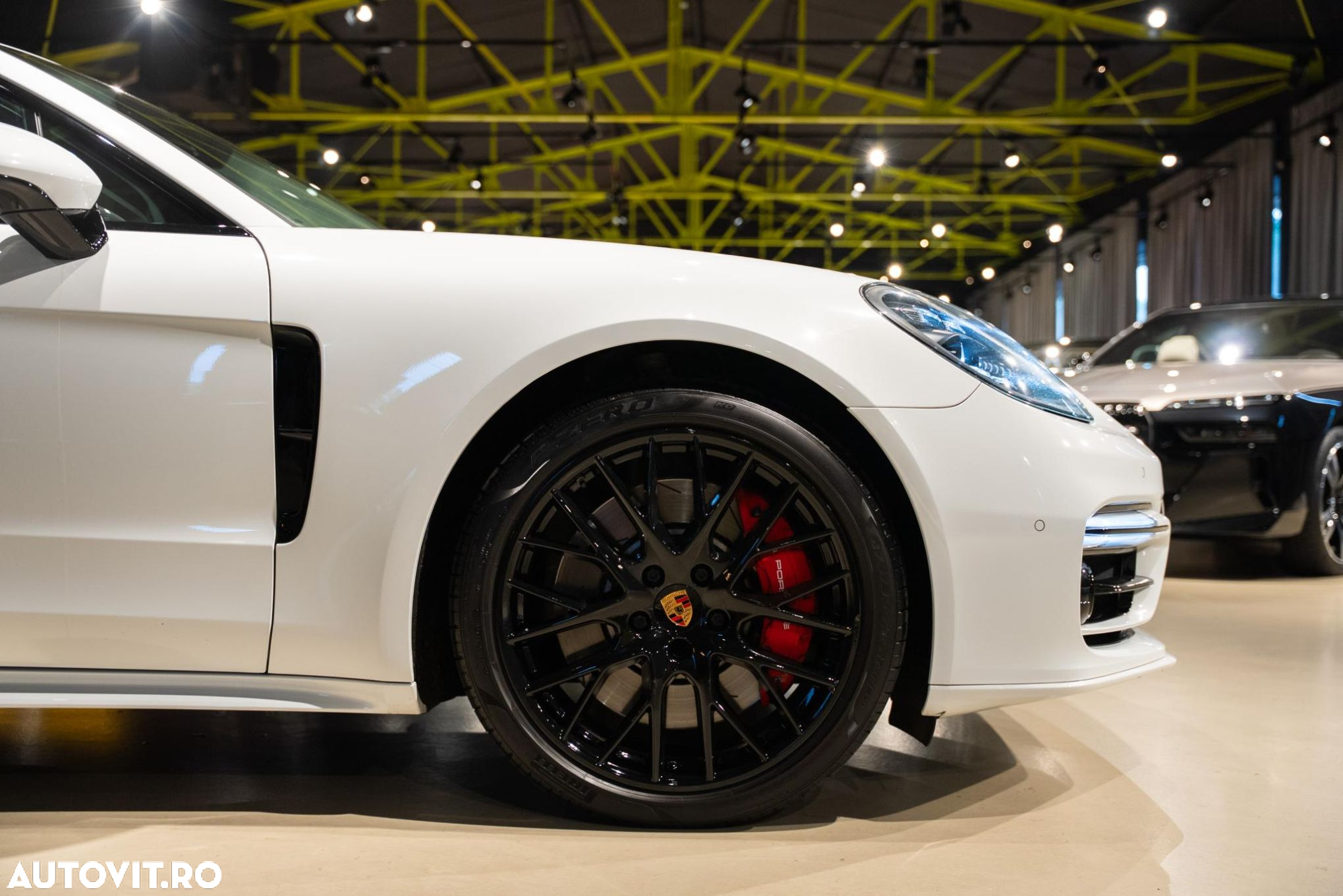 Porsche Panamera - 31