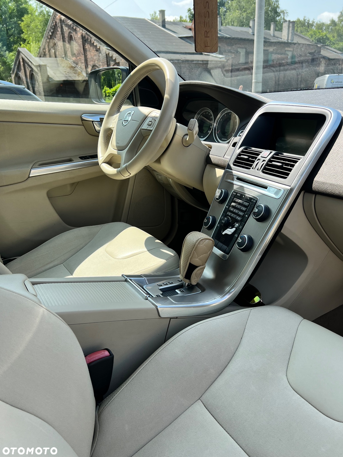 Volvo XC 60 - 38