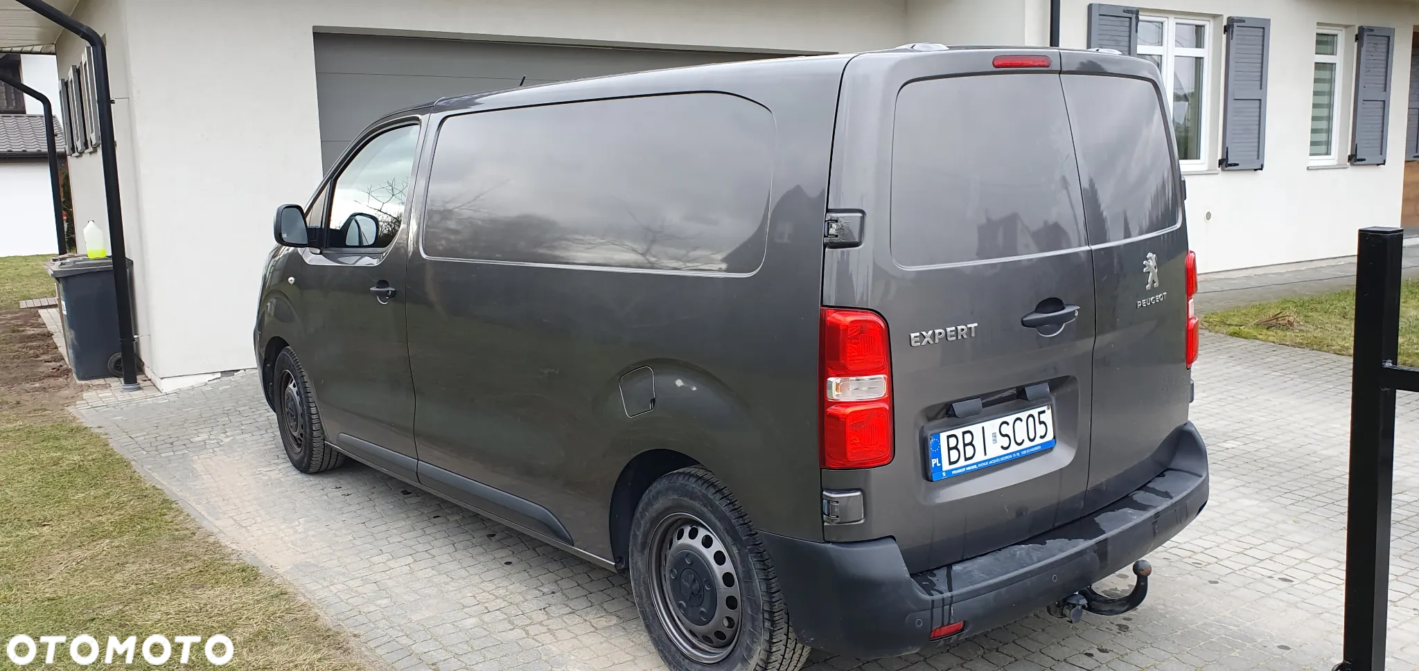 Peugeot expert - 8