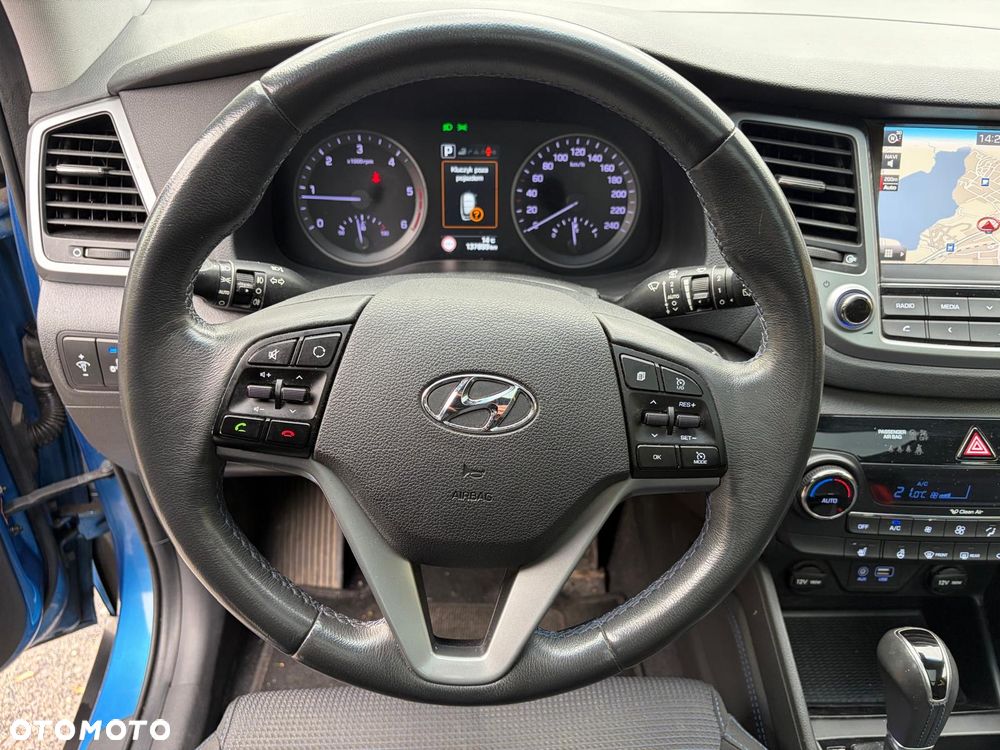 Hyundai Tucson 2.0 CRDI 4WD Automatik Premium - 38