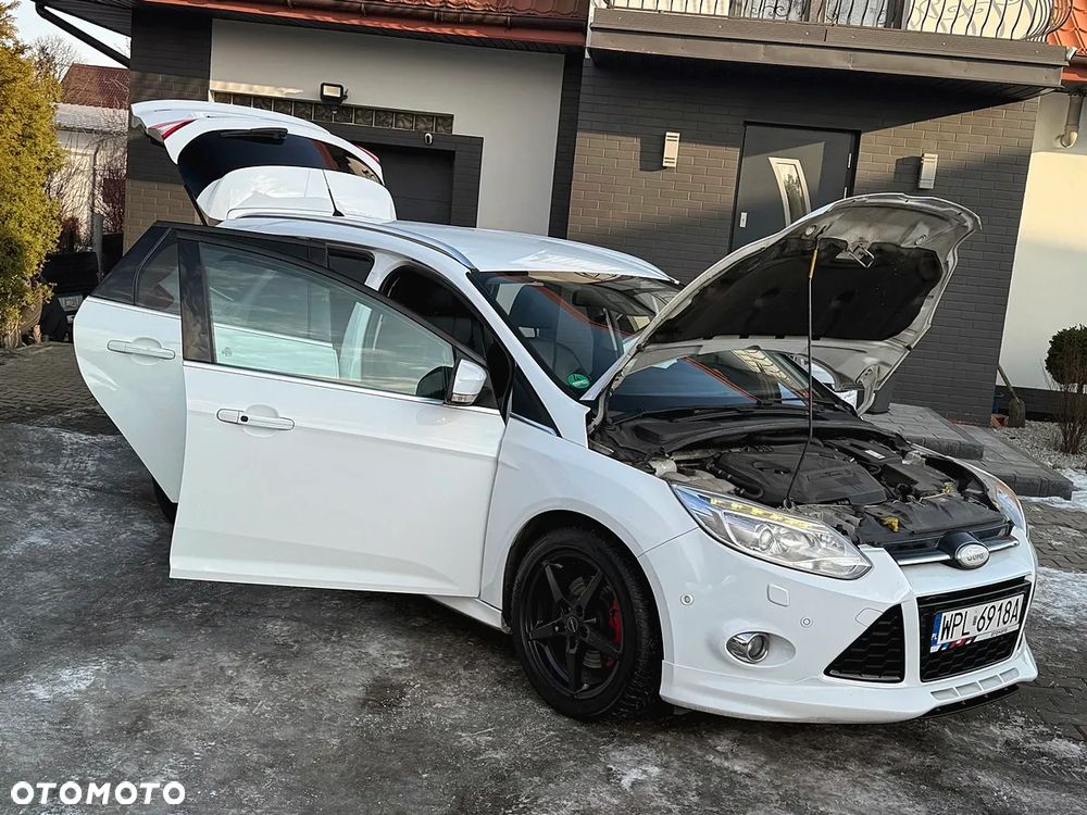 Ford Focus 1.6 EcoBoost Start-Stopp-System Titanium - 36