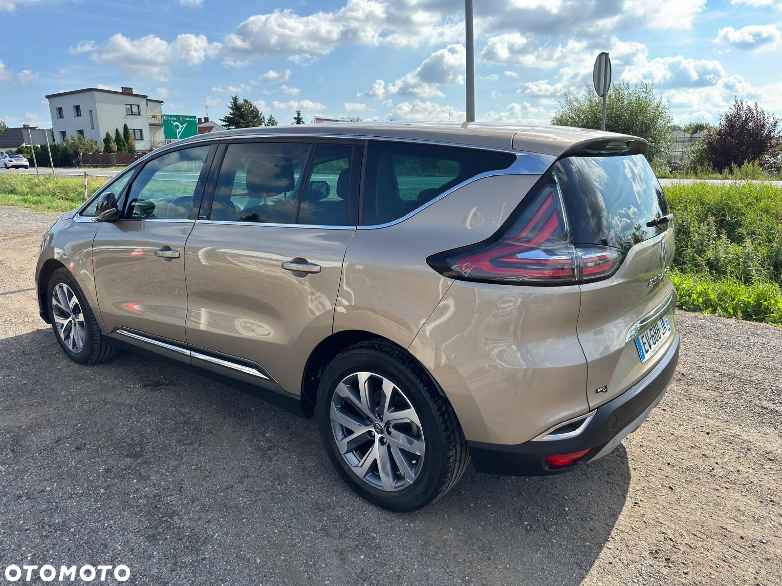 Renault Espace 1.6 dCi Energy Initiale Paris EDC 7os - 6