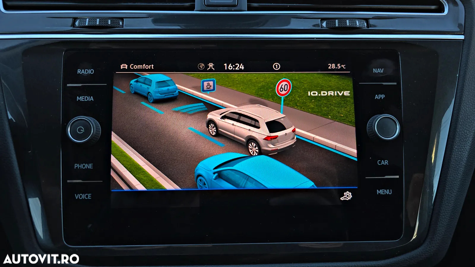 Volkswagen Tiguan 2.0 TDI SCR DSG 4Motion Life - 25