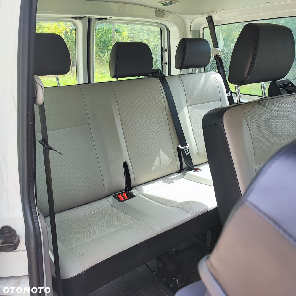 Volkswagen Caravelle 2.0 TDI L1 Highline 4Motion - 7