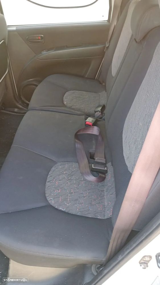 Hyundai Matrix 1.5 CRDi GLS - 7