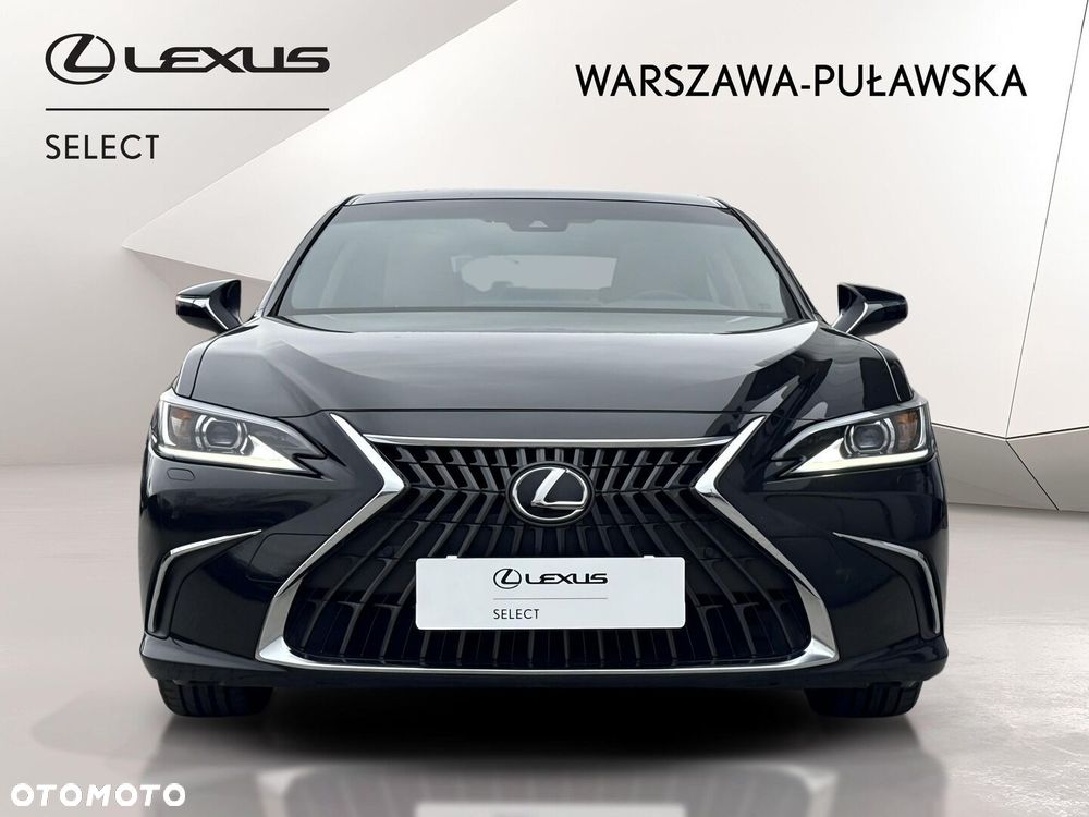 Lexus ES 300h Business Edition - 8
