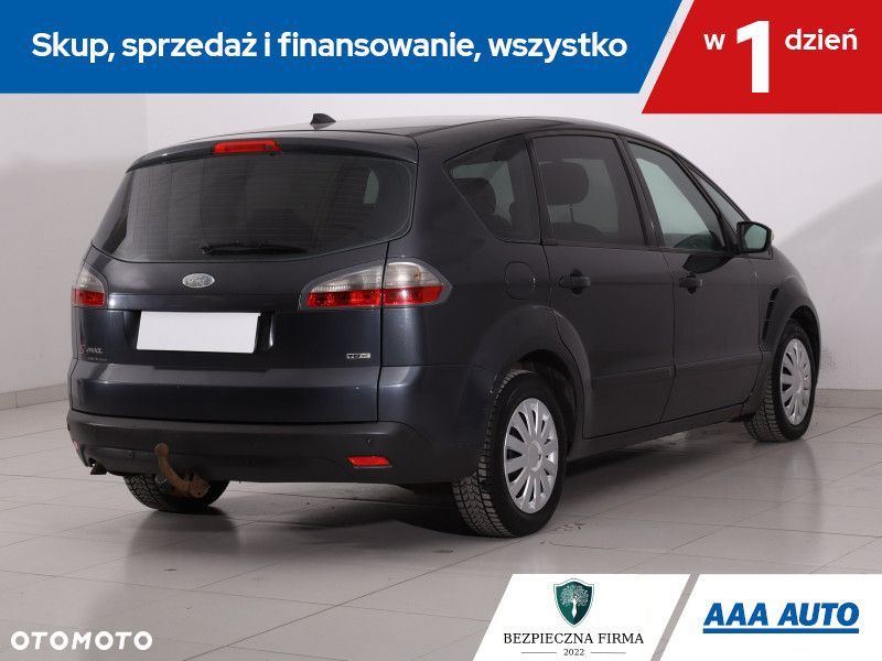 Ford S-Max - 7