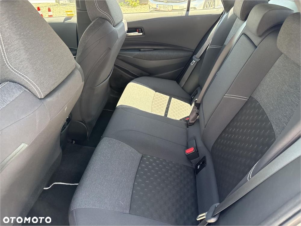 Toyota Corolla 2.0 Hybrid Comfort - 11