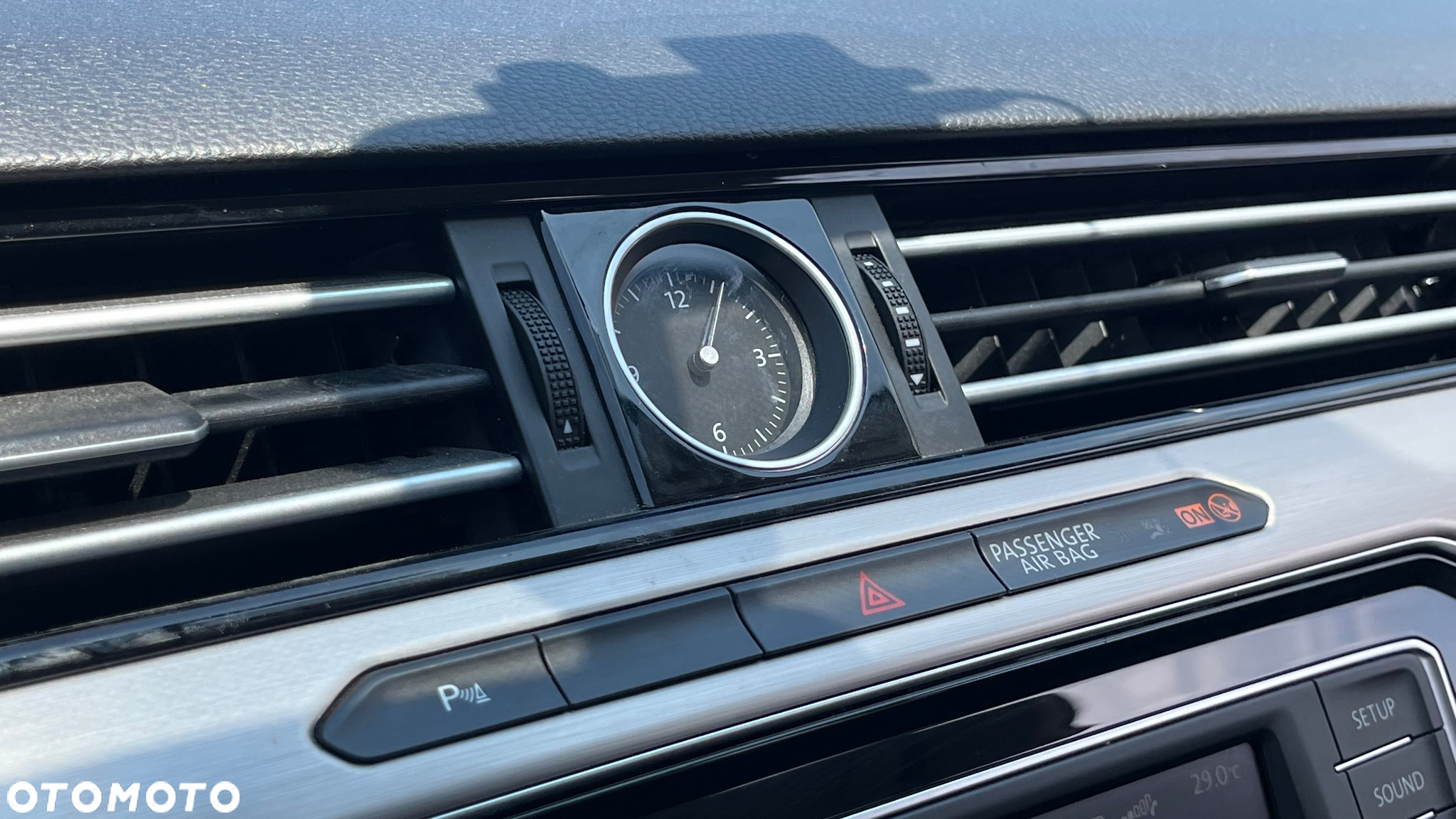 Volkswagen Passat - 29