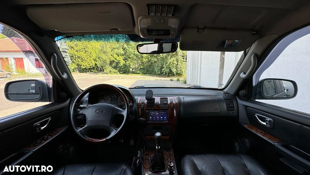 Hyundai Terracan - 4
