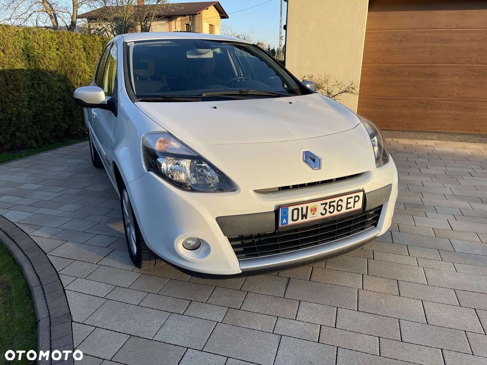 Renault Clio 1.2 16V 75 Expression - 5