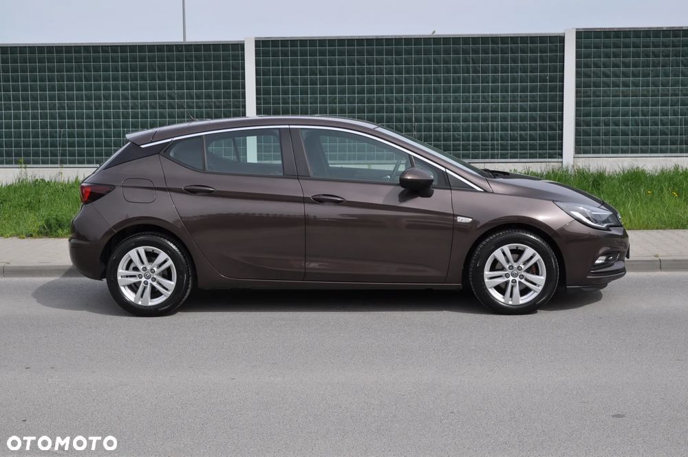Opel Astra 1.4 T Enjoy - 8