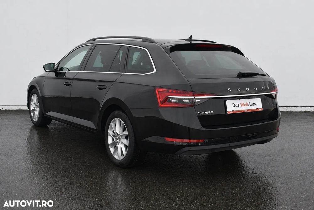 Skoda Superb 2.0 TDI DSG Ambition - 4