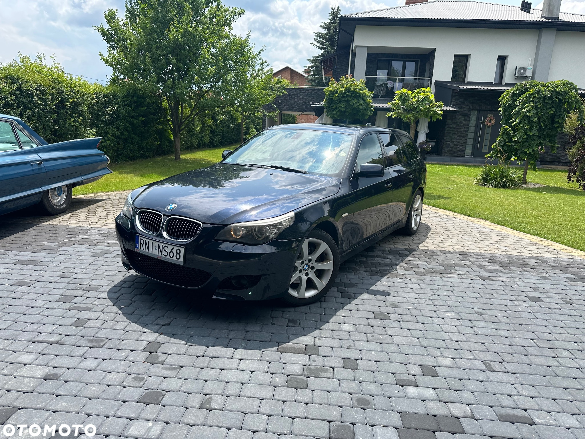 BMW Seria 5 530xd Touring - 10