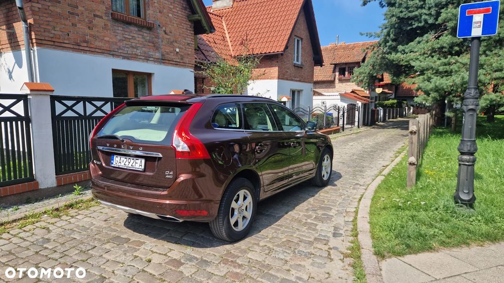 Volvo XC 60 2.4D AWD Summum - 3