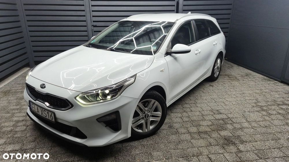 Kia Ceed 1.4 T-GDI DCT OPF Vision - 21